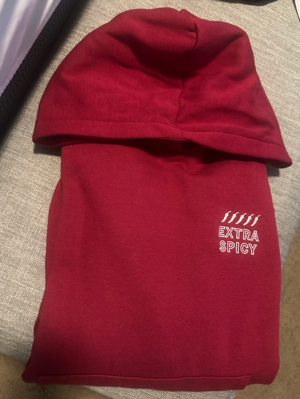 NWT PINK Victoria's Secret Red “EXTRA SPICY” Pullover Hoodie. Size L
